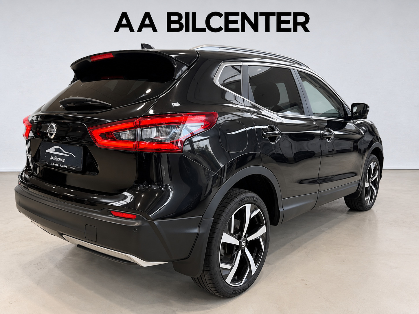 Sort Nissan Qashqai fra 2018