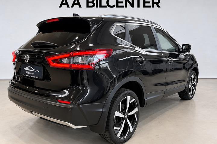 Sort Nissan Qashqai fra 2018
