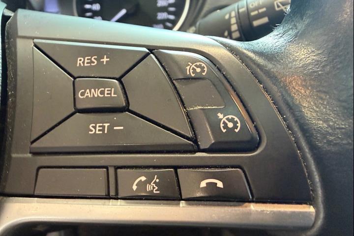 Sort Nissan Qashqai fra 2018