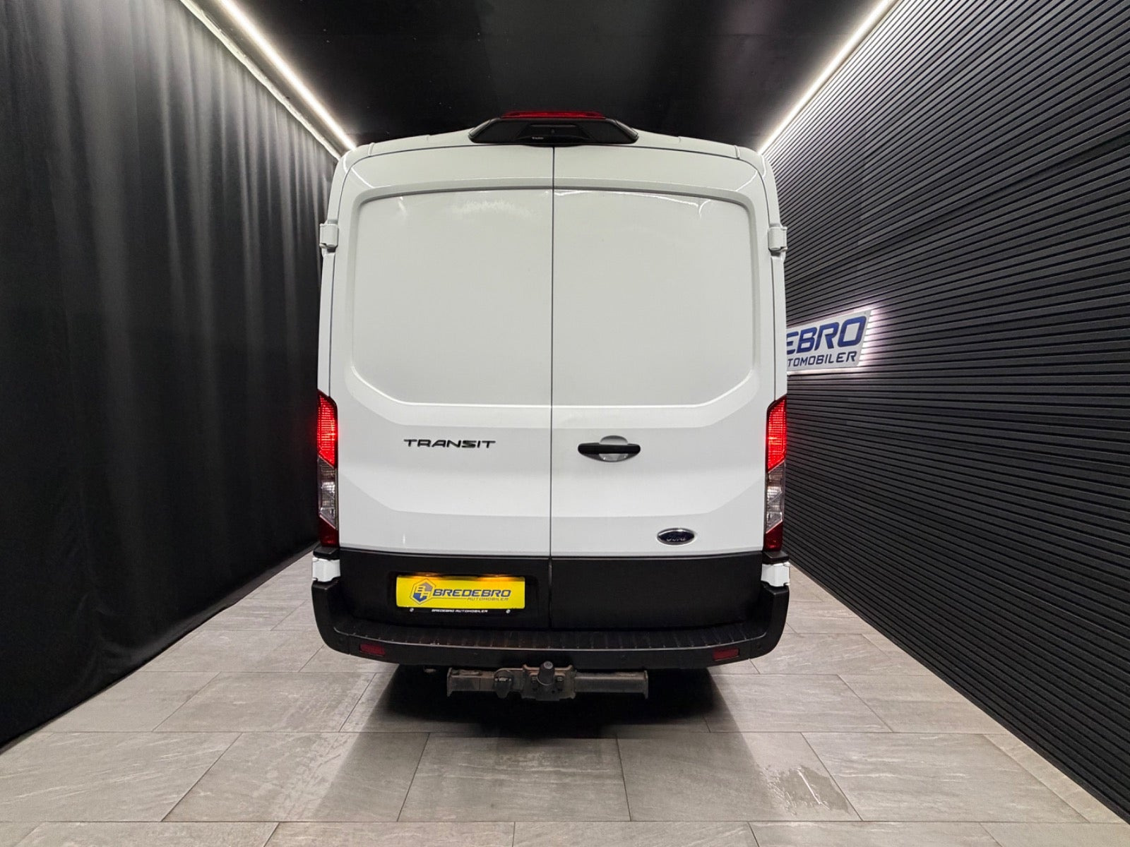 undefined Ford Transit 350 L3 Van fra 2023