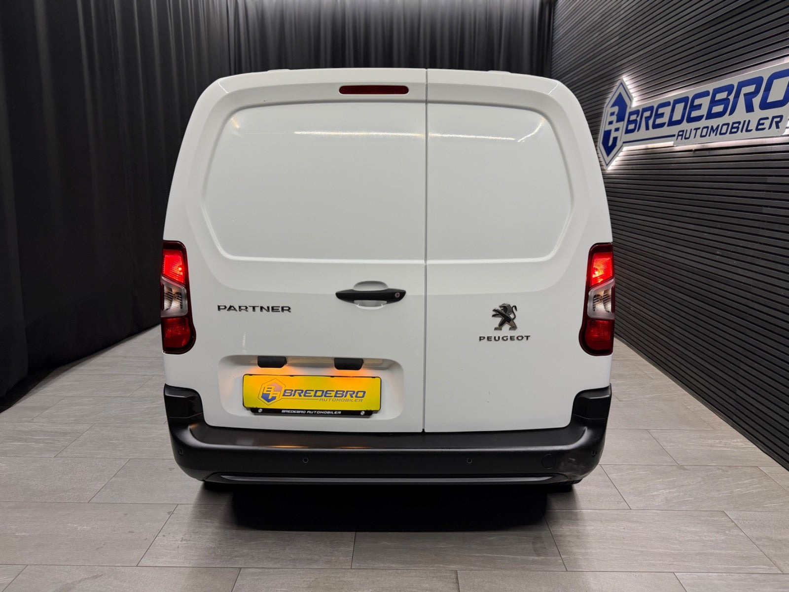 undefined Peugeot Partner fra 2022
