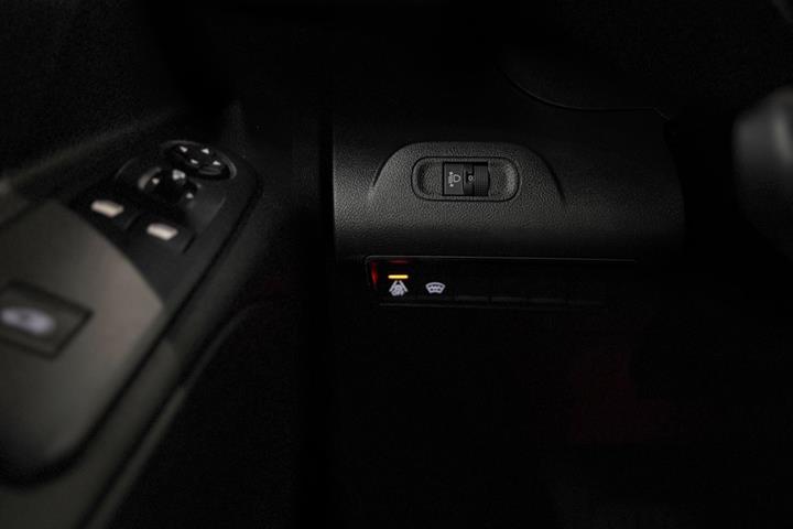 undefined Peugeot Partner fra 2022