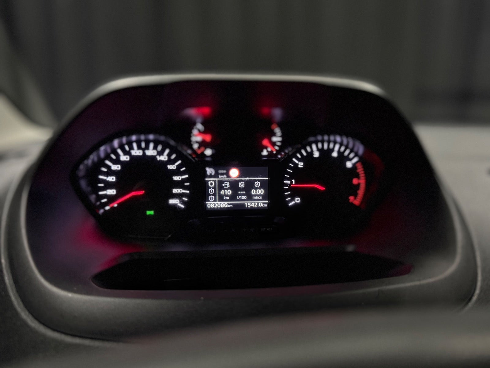 undefined Peugeot Partner fra 2022