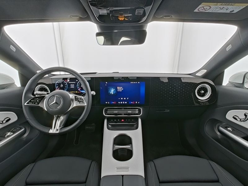 Hvid Mercedes CLA250+ fra 2025