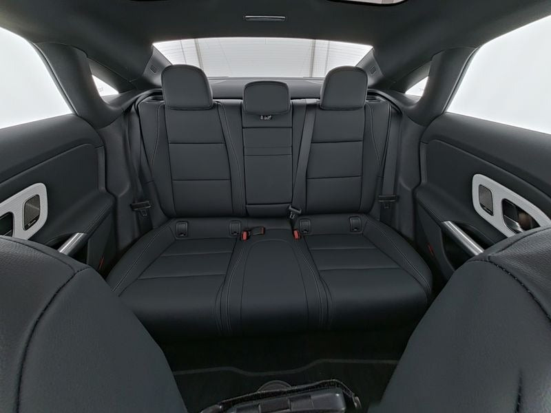 Hvid Mercedes CLA250+ fra 2025