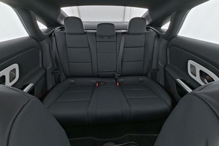 Hvid Mercedes CLA250+ fra 2025