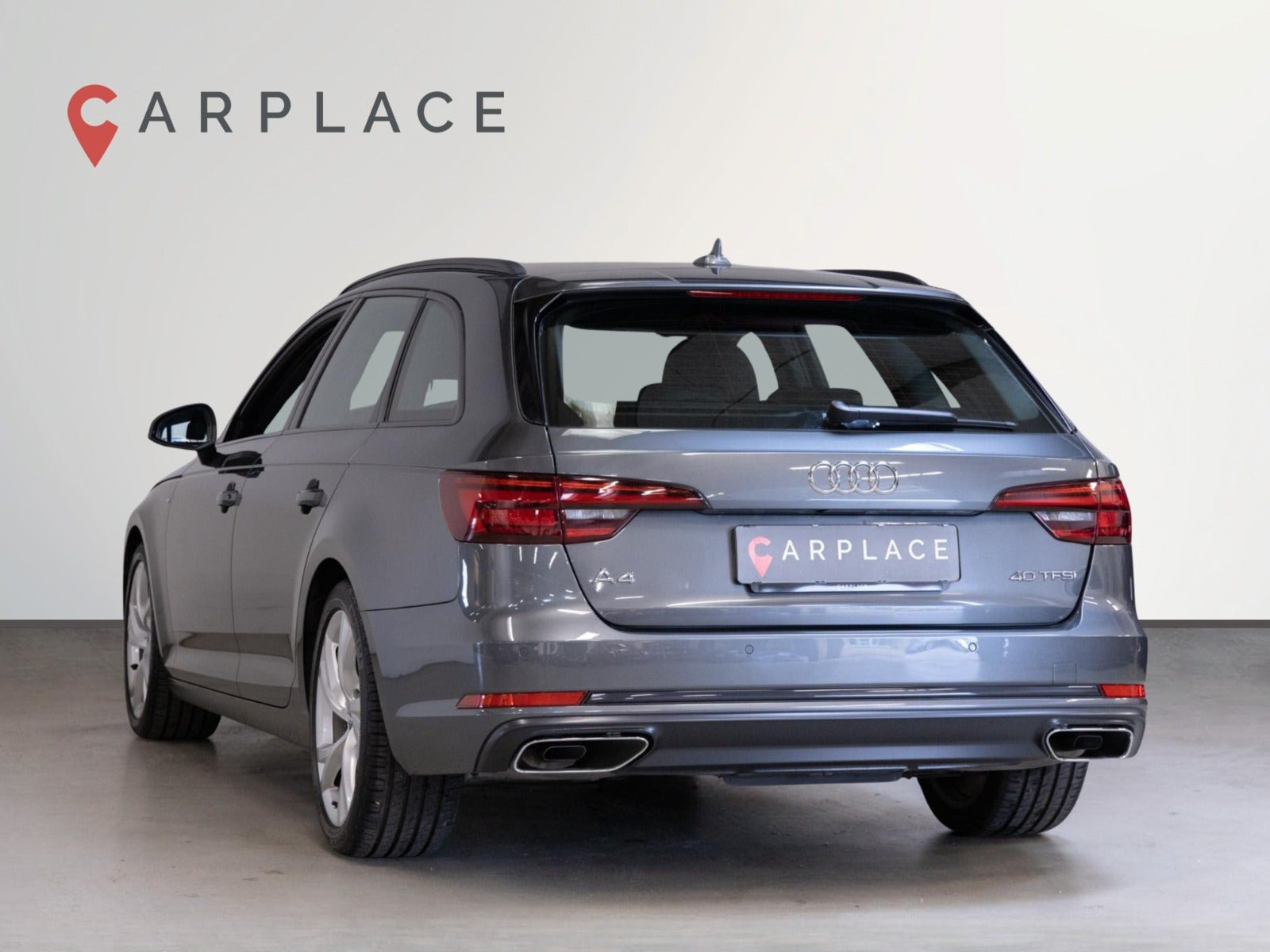 Grå Audi A4 fra 2019