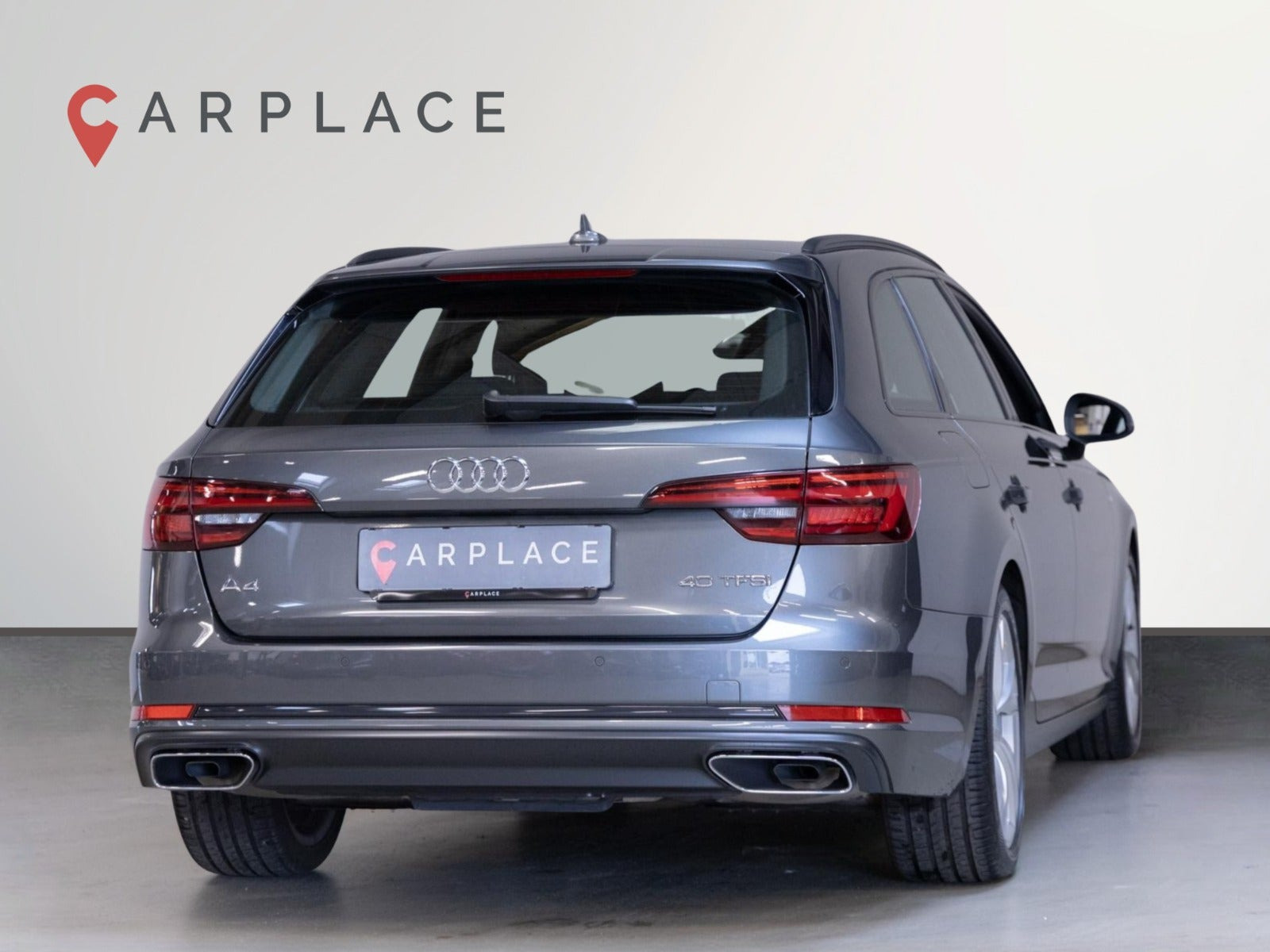 Grå Audi A4 fra 2019