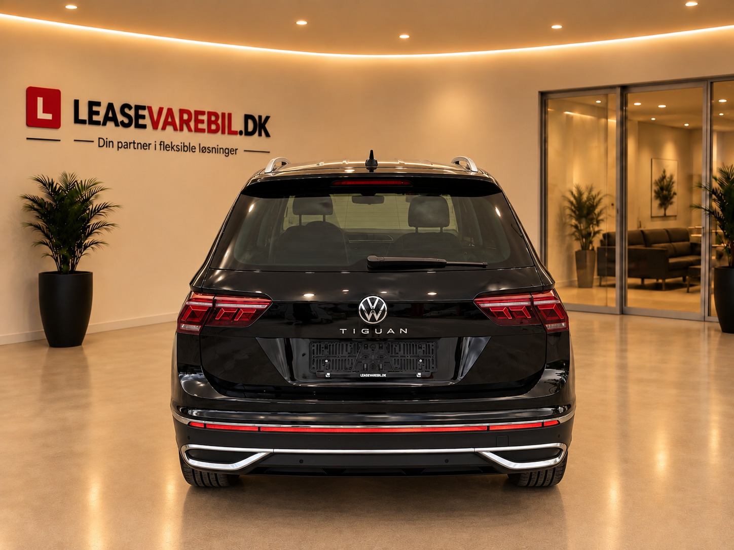 Sort VW Tiguan fra 2024