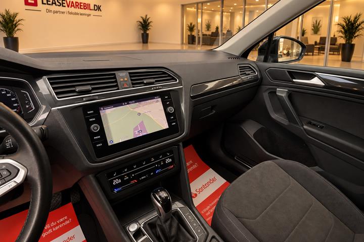 Sort VW Tiguan fra 2024