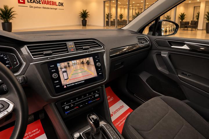Sort VW Tiguan fra 2024