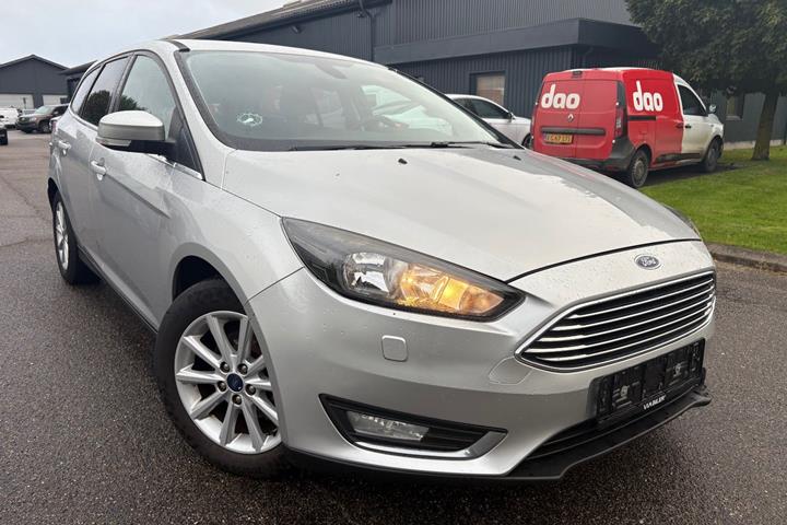 Sølv Ford Focus fra 2016