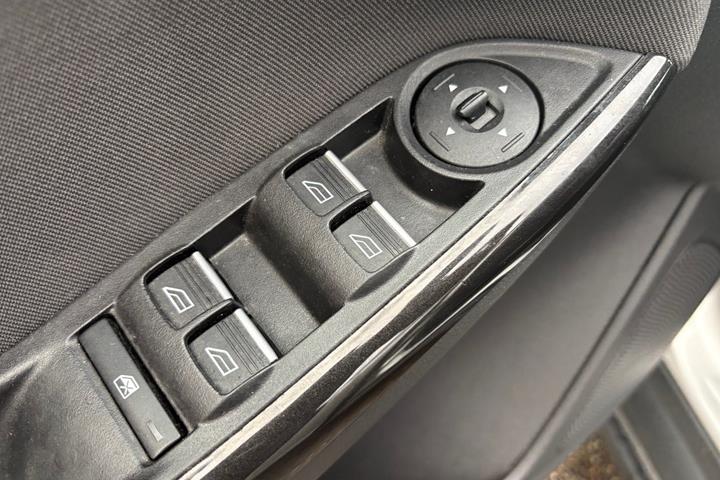 Sølv Ford Focus fra 2016