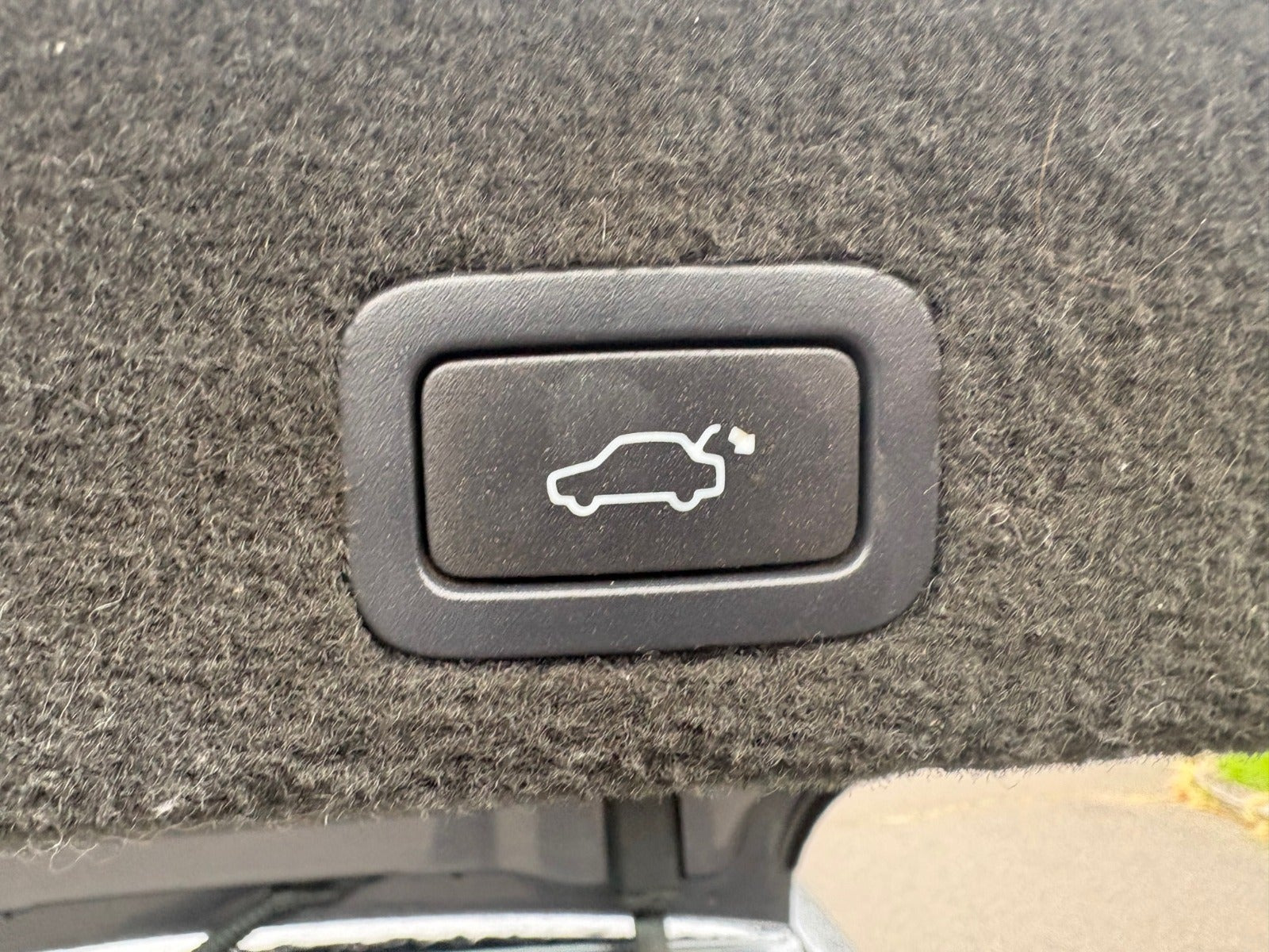 Sort Volvo V70 fra 2009