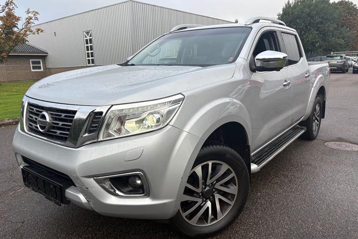 Sølv Nissan Navara fra 2021