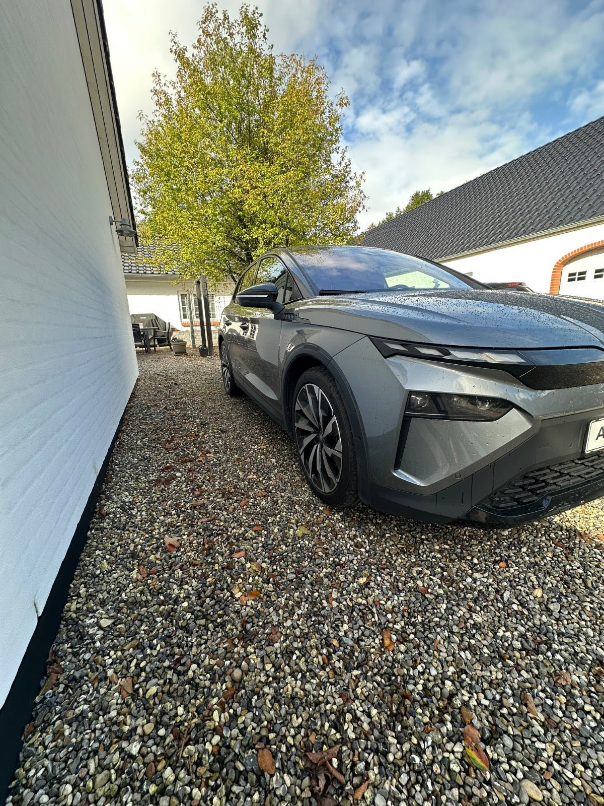 Grå Skoda Elroq fra 2025