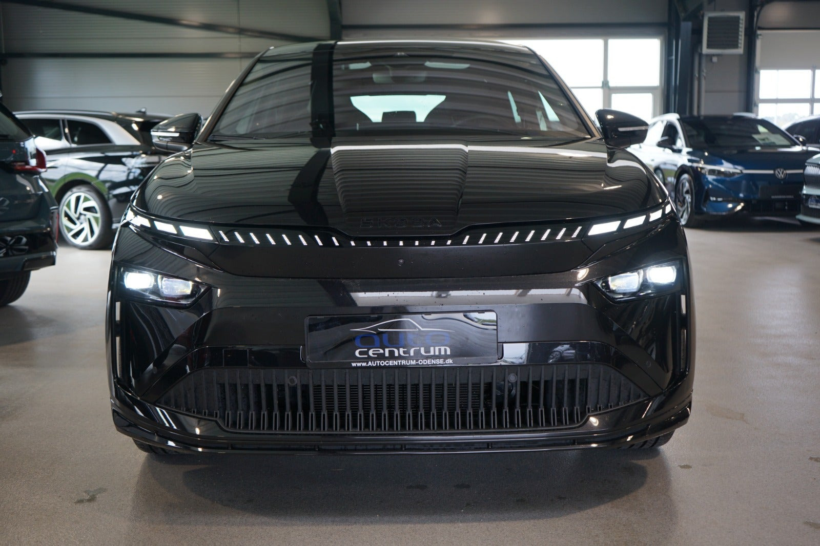Sort Skoda Enyaq fra 2026
