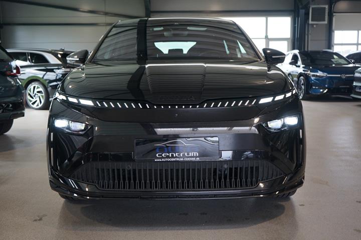 Sort Skoda Enyaq fra 2026
