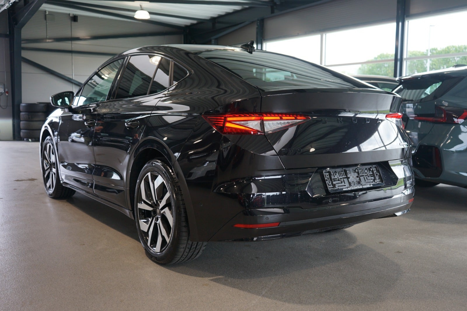 Sort Skoda Enyaq fra 2026