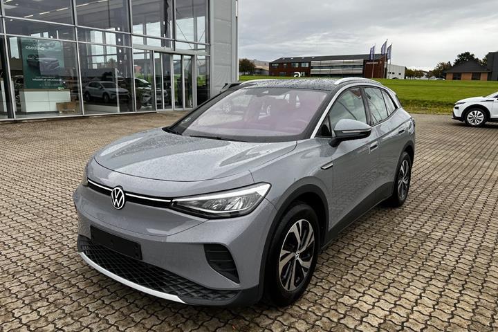 Grå VW ID.4 fra 2021 set udefra