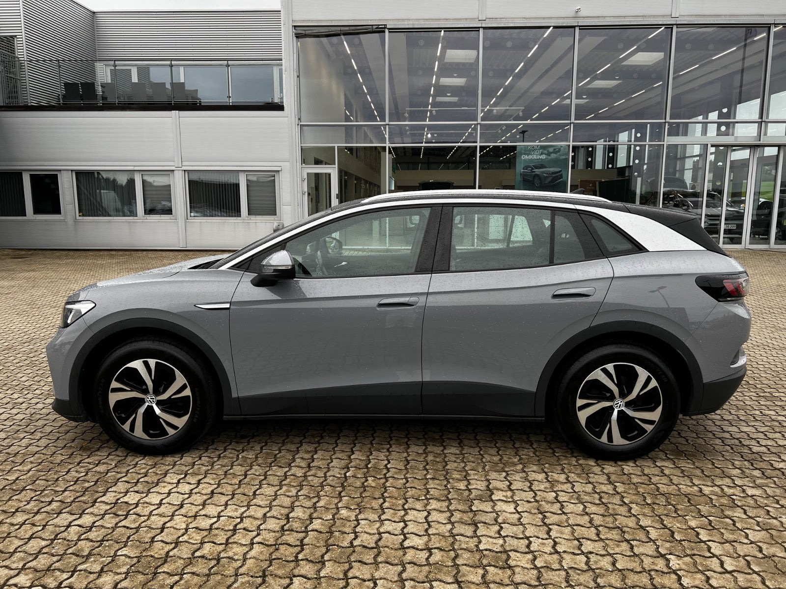 Grå VW ID.4 fra 2021
