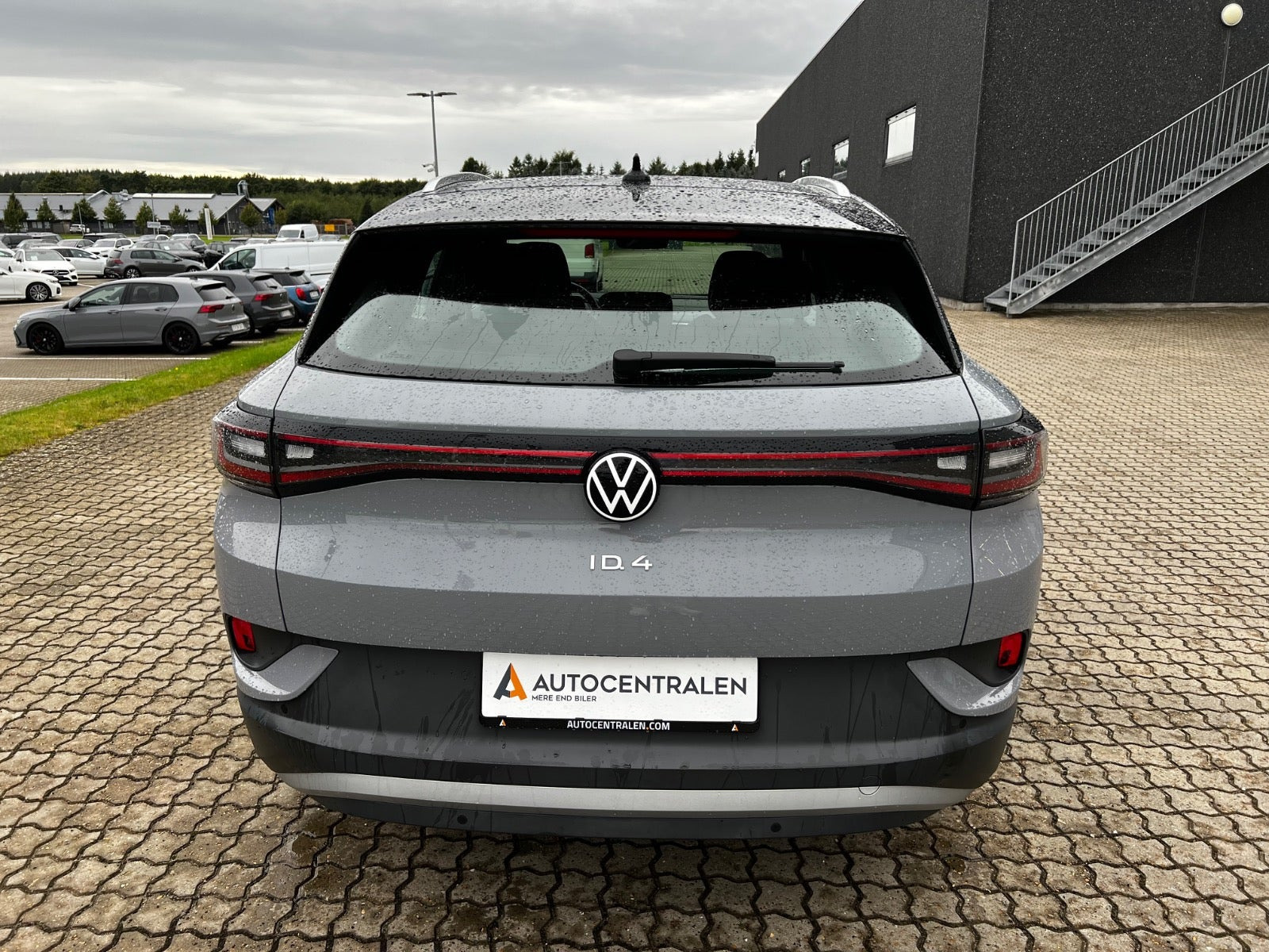 Grå VW ID.4 fra 2021