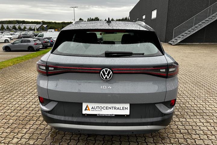 Grå VW ID.4 fra 2021