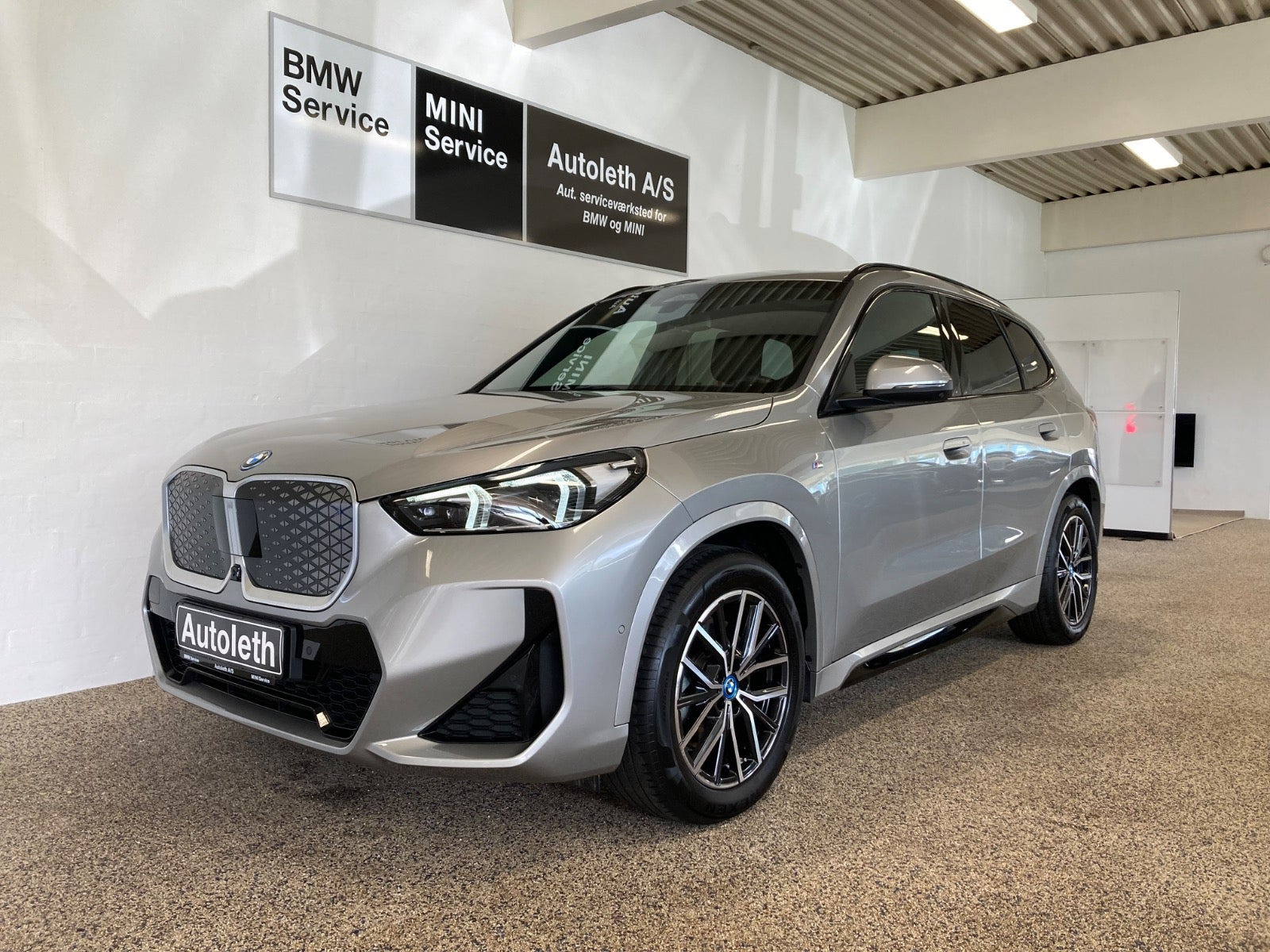 BMW iX1 xDrive30 M-Sport