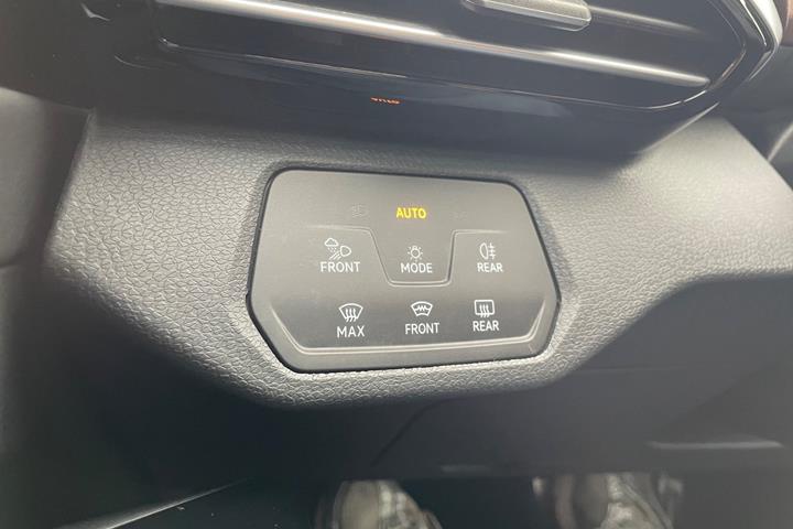 Hvid VW ID.5 fra 2023