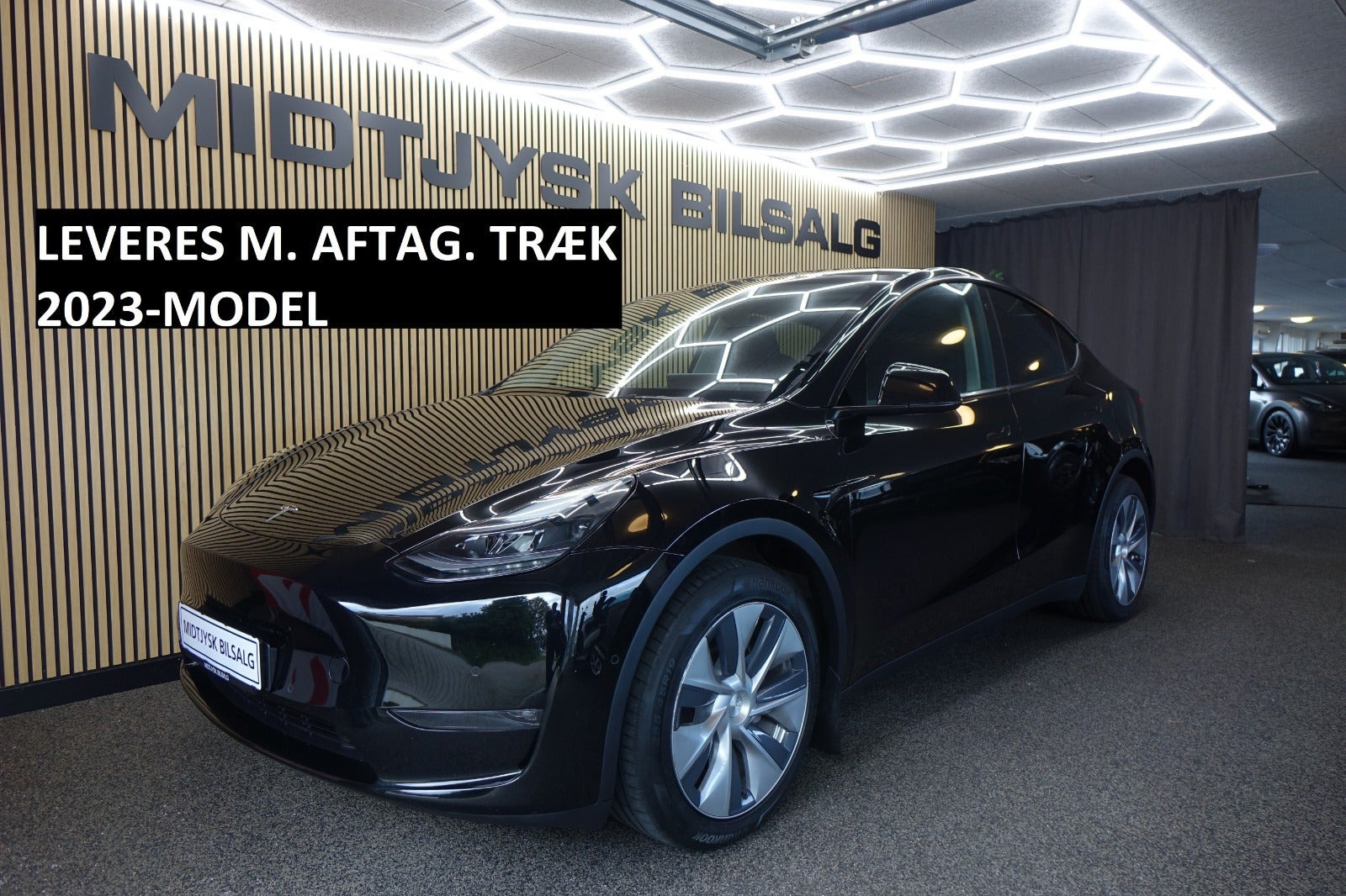 Tesla Model Y Long Range AWD