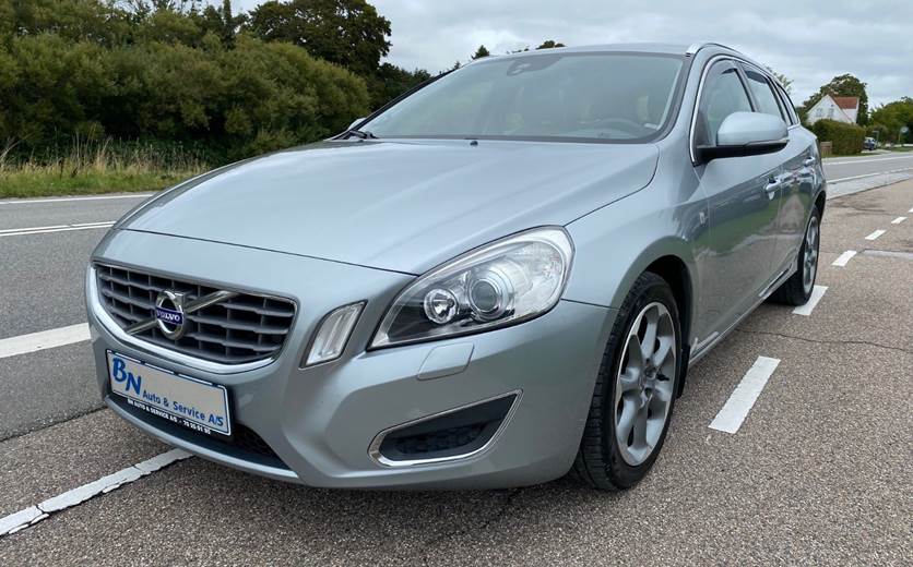 Volvo V60 1,6 T3 150 Ocean Race