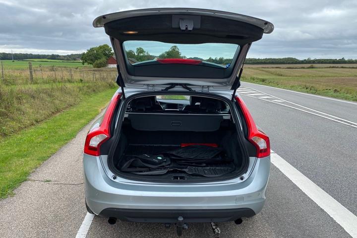 Sølv Volvo V60 fra 2012