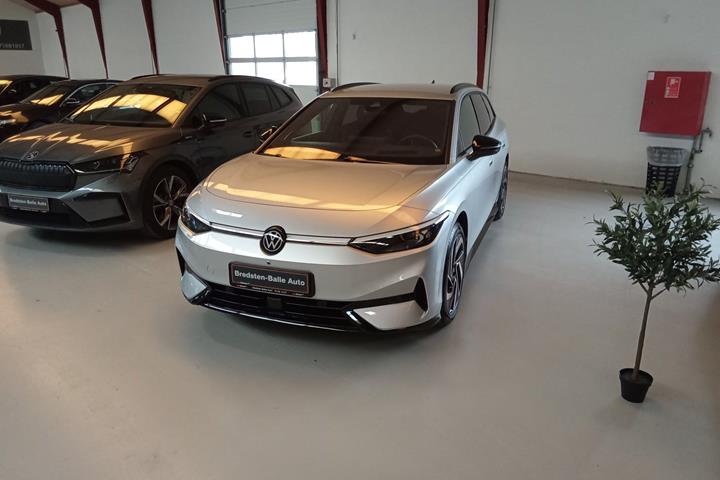 Sølv VW ID.7 fra 2025