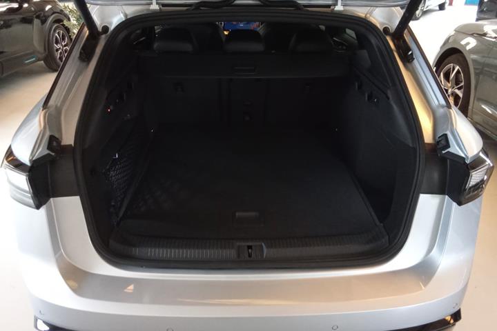Sølv VW ID.7 fra 2025