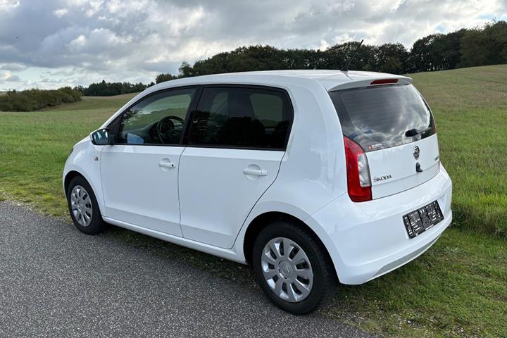 Hvid Skoda Citigo fra 2015