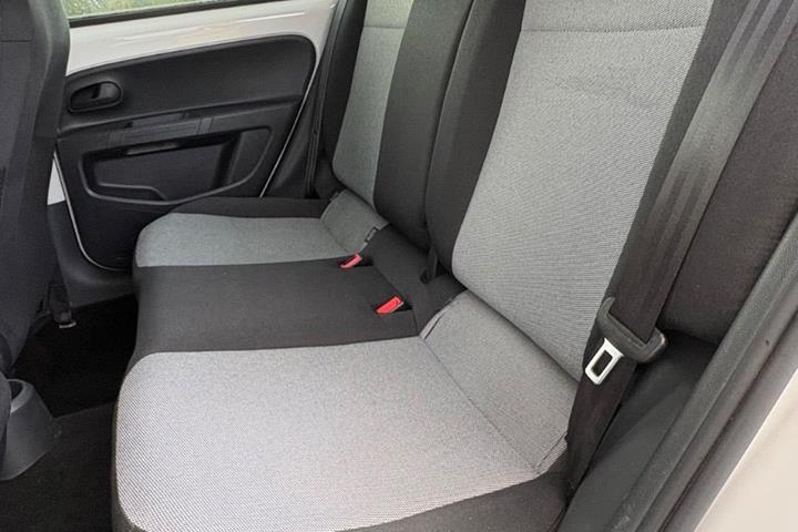 Hvid Skoda Citigo fra 2015