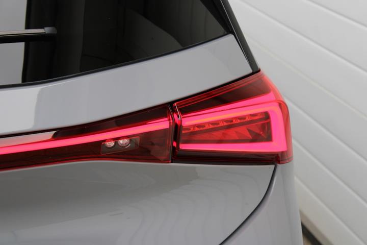 Grå Cupra Born fra 2025