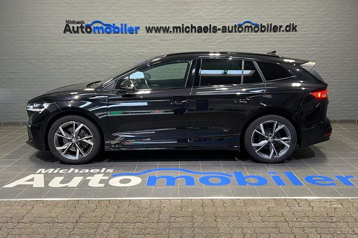 Sort Skoda Enyaq fra 2025