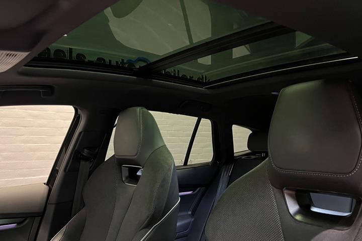 Sort Skoda Enyaq fra 2025