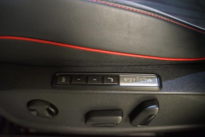 Hvid VW ID.5 fra 2023