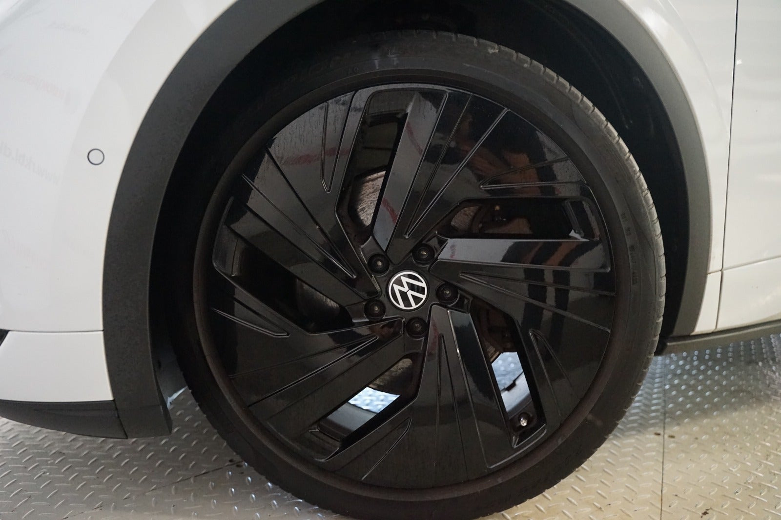 Hvid VW ID.5 fra 2023