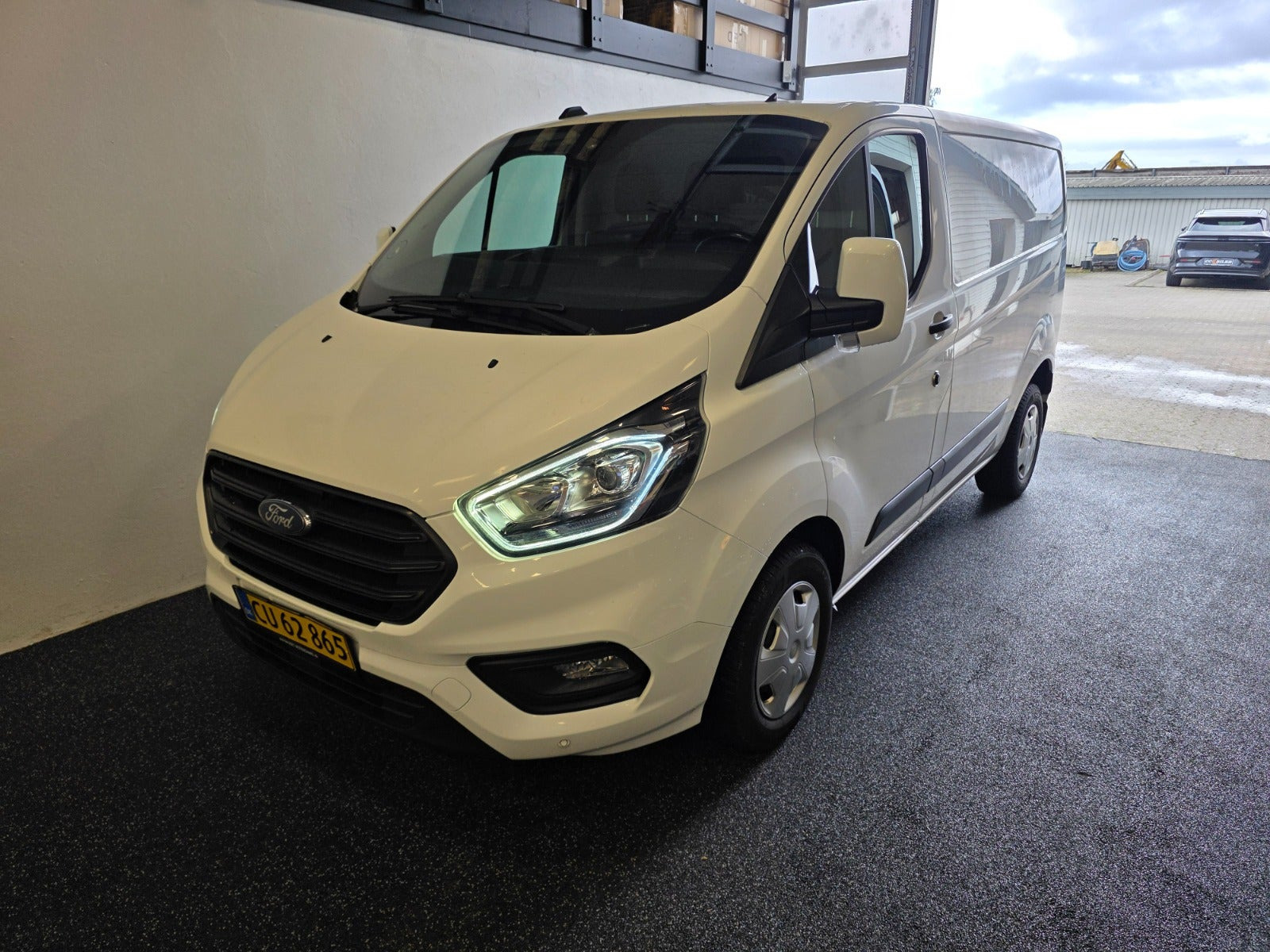 Hvid Ford Transit Custom 280 L1 fra 2019