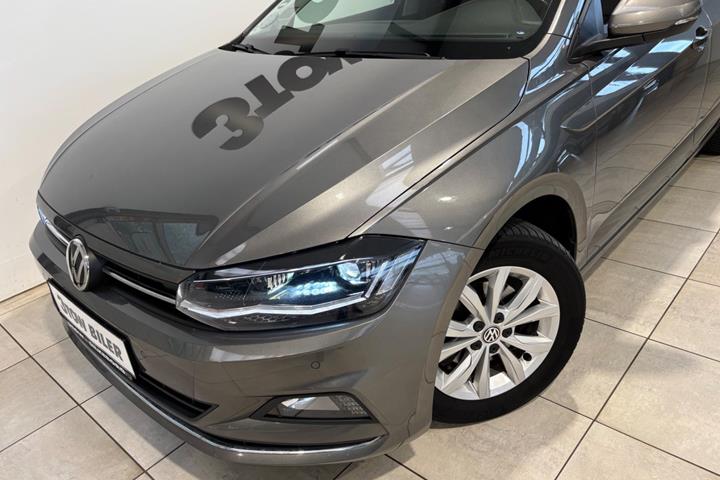 Grå VW Polo fra 2019