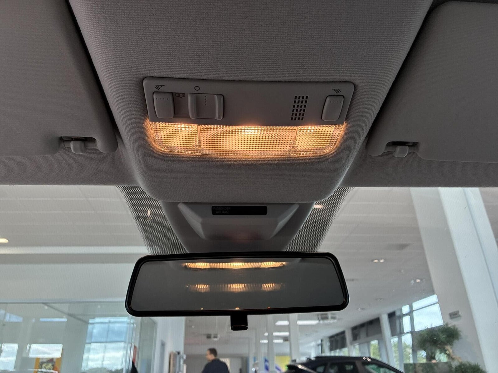 Hvid VW E-UP! fra 2021