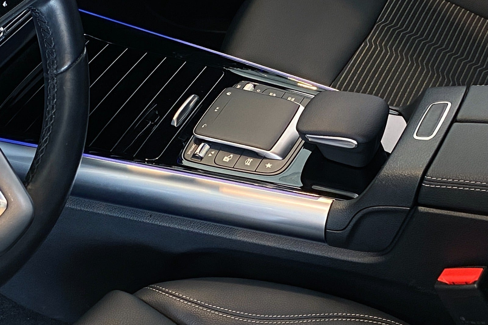 Sort Mercedes EQA250 fra 2021