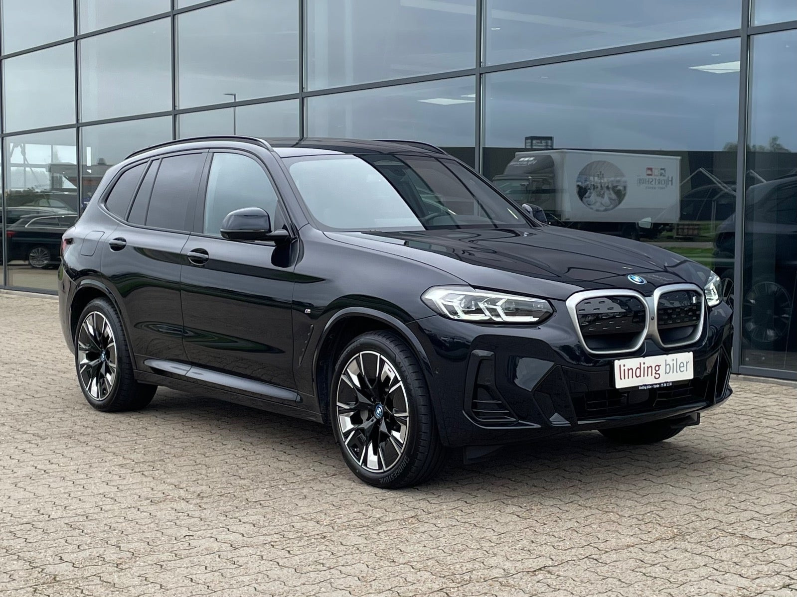 BMW iX3 Charged Plus M-Sport
