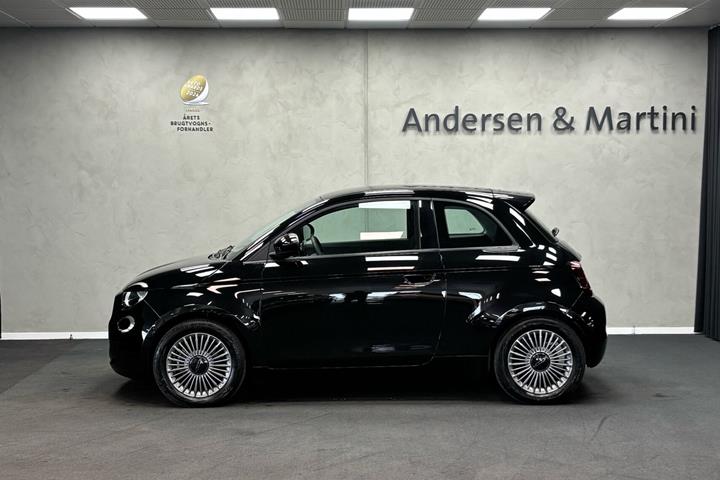 Sort Fiat 500e fra 2023