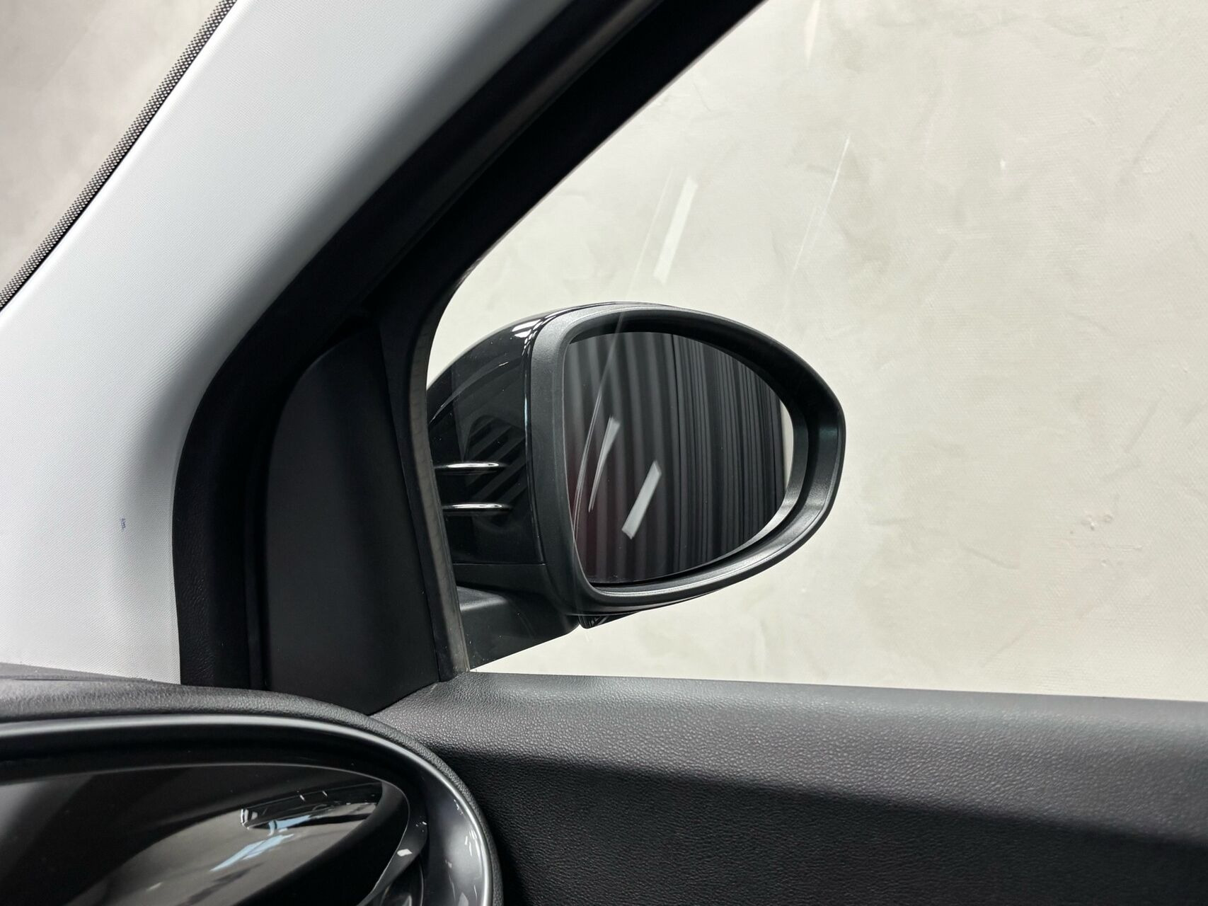 Sort Fiat 500e fra 2023