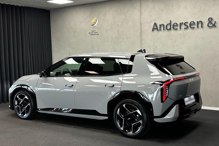 Grå Kia EV4 fra 2026