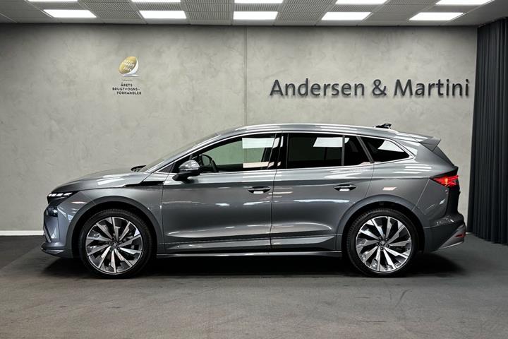 Grå Skoda Enyaq fra 2026